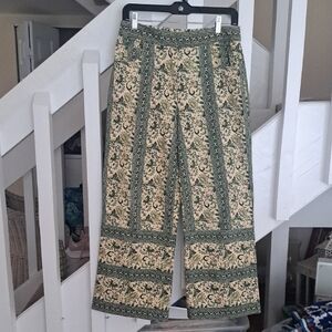 Julia Amory Babe Green and Cream Patterned Wide-Leg Ankle Pants SzS Excellent